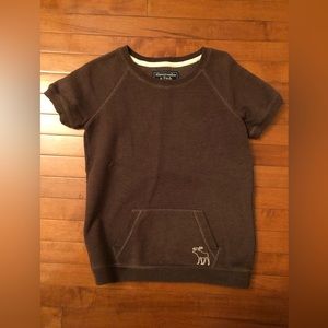 EUC Abercrombie and Fitch short sleeve sweatshirt large